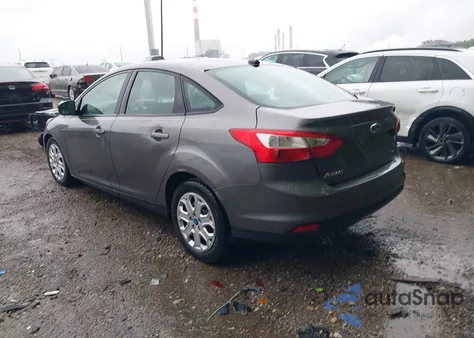 2012 Ford Focus Se из США, поврежденный, VIN 1FAHP3F20CL138736